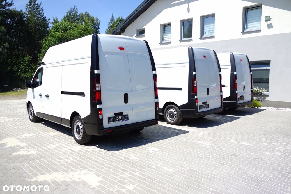 Renault Trafic 2.0 DCI 145 KM L2H2 Klima 2 x Drzwi Boczne Ledy Navi - 13