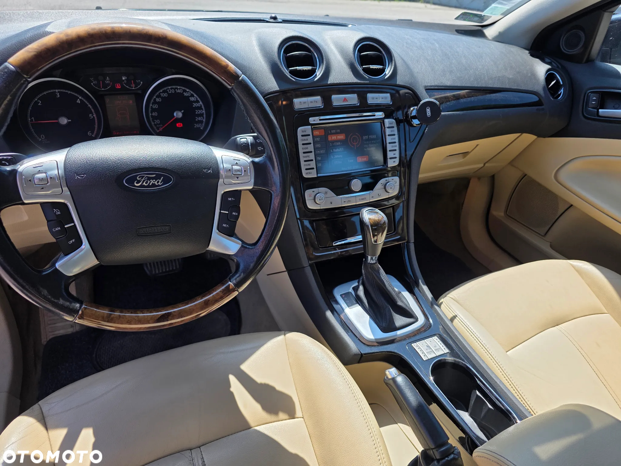 Ford Mondeo 2.0 TDCi Ghia - 8