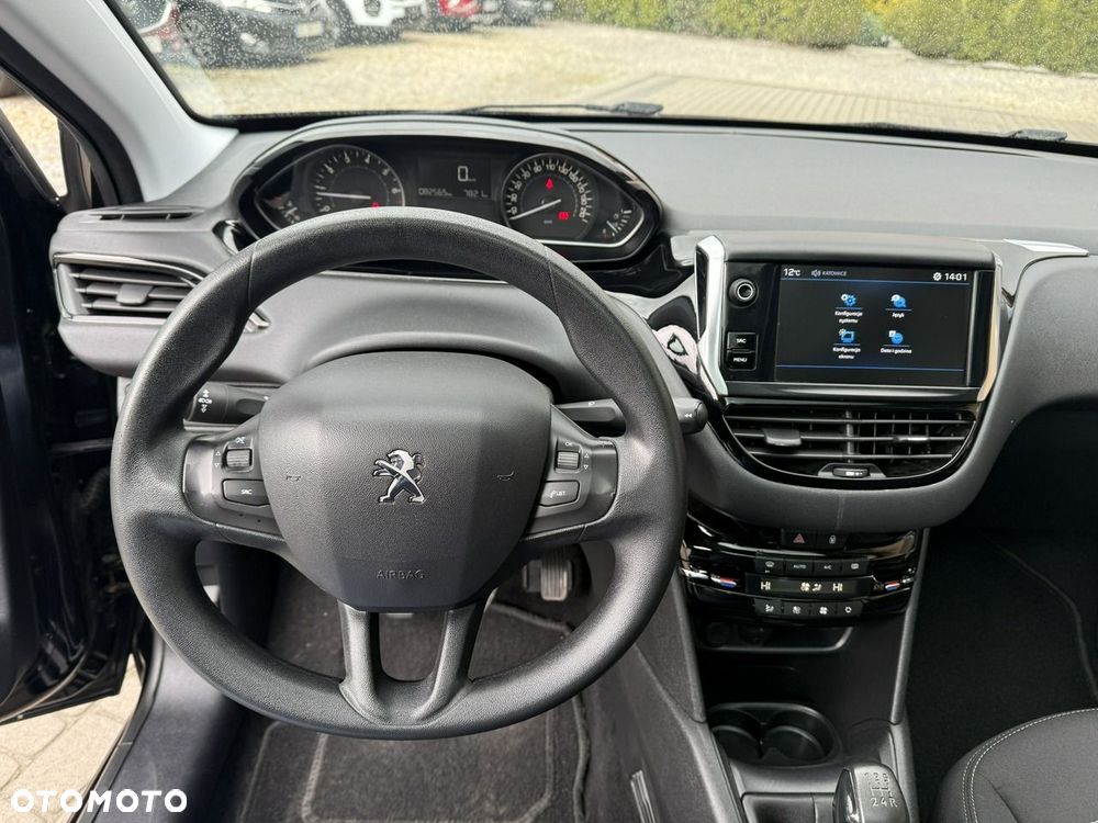Peugeot 208 82 VTI Allure - 15
