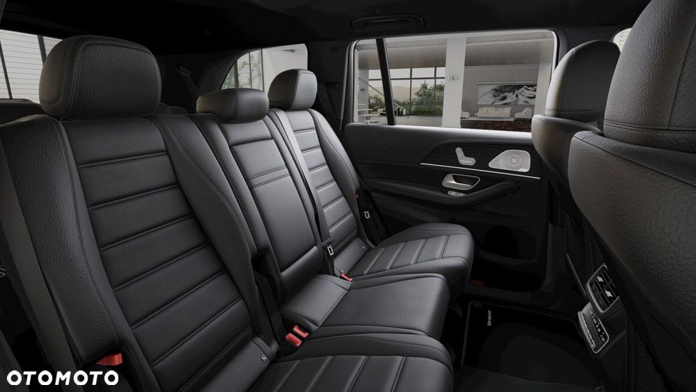 Mercedes-Benz GLS - 7