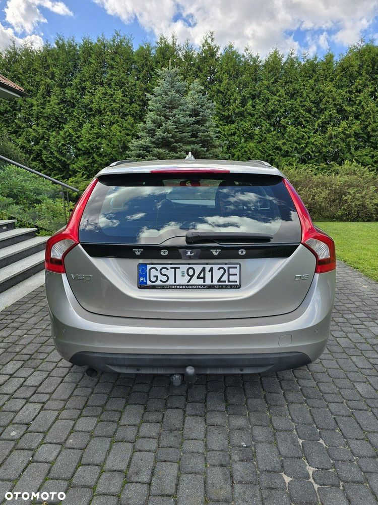 Volvo V60 D3 Momentum - 5