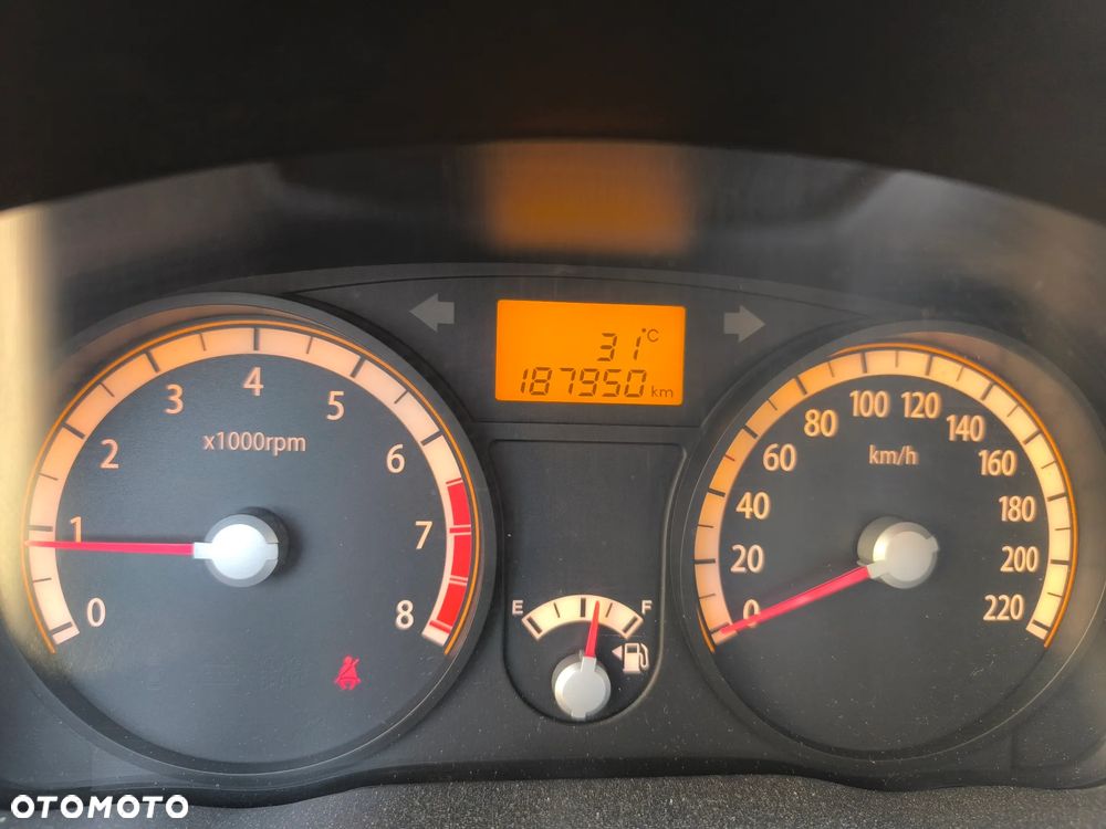 Kia Rio 1.4 Family - 3