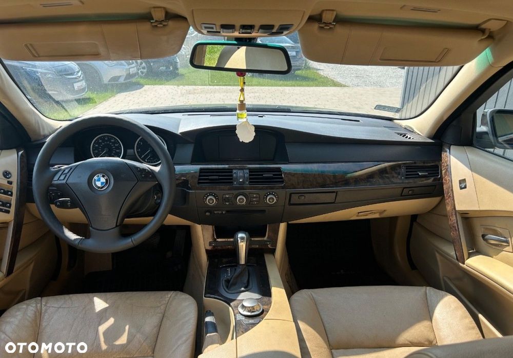 BMW Seria 5 - 13