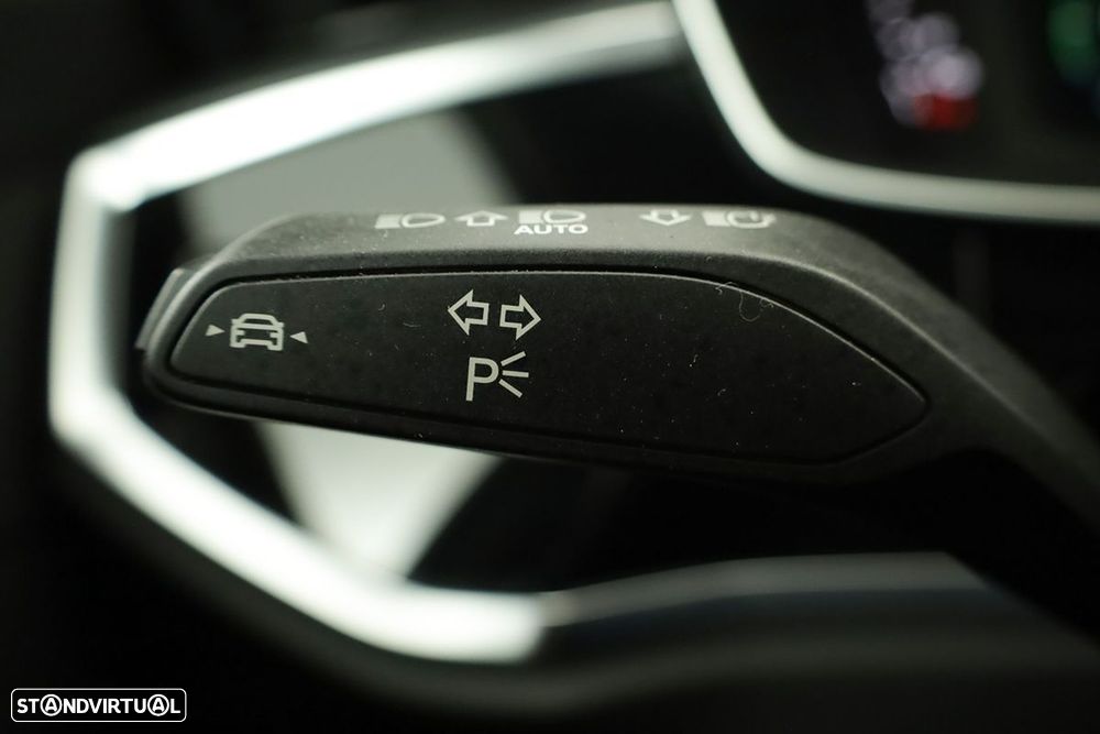 Audi Q3 Sportback 45 TFSIe S line S tronic - 17