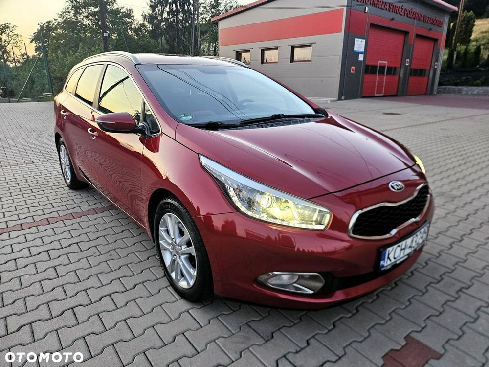 Kia Ceed 1.6 CRDi SCR L Business Line Plus DCT - 11