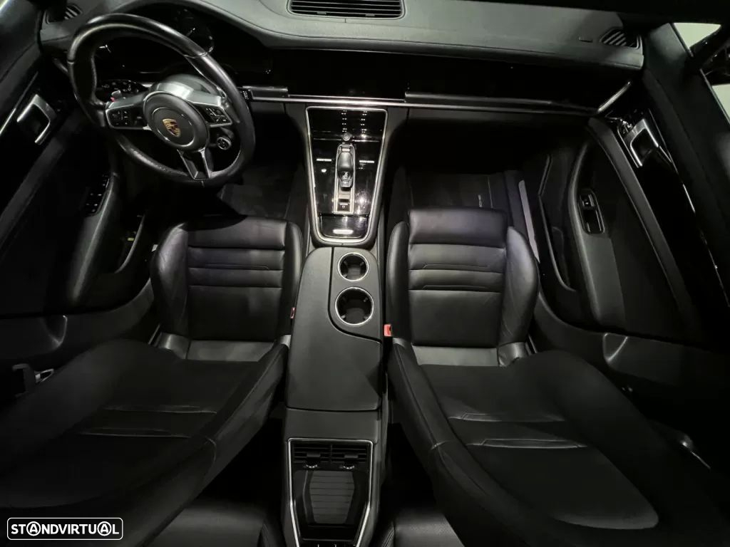 Porsche Panamera 4 E-Hybrid Executive - 55