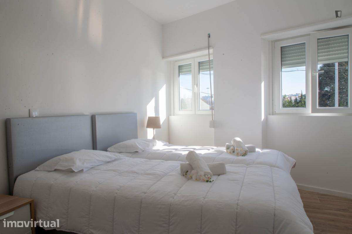 Quarto - localizado em Paranhos Porto - Grande imagem: 5/19