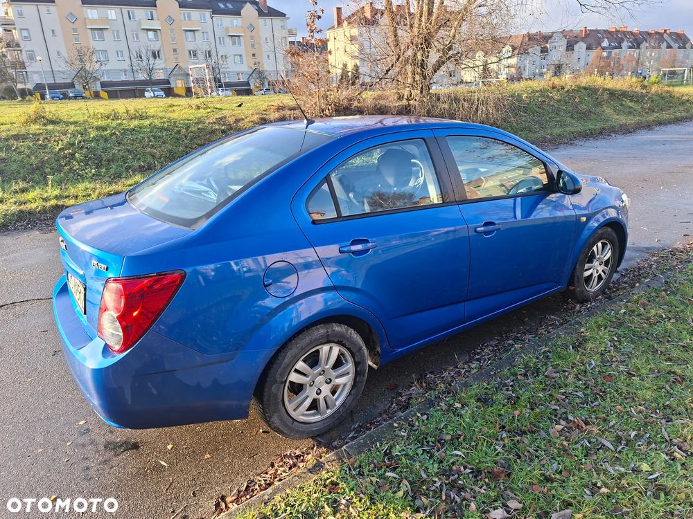 Chevrolet Aveo 1.2 LT - 3