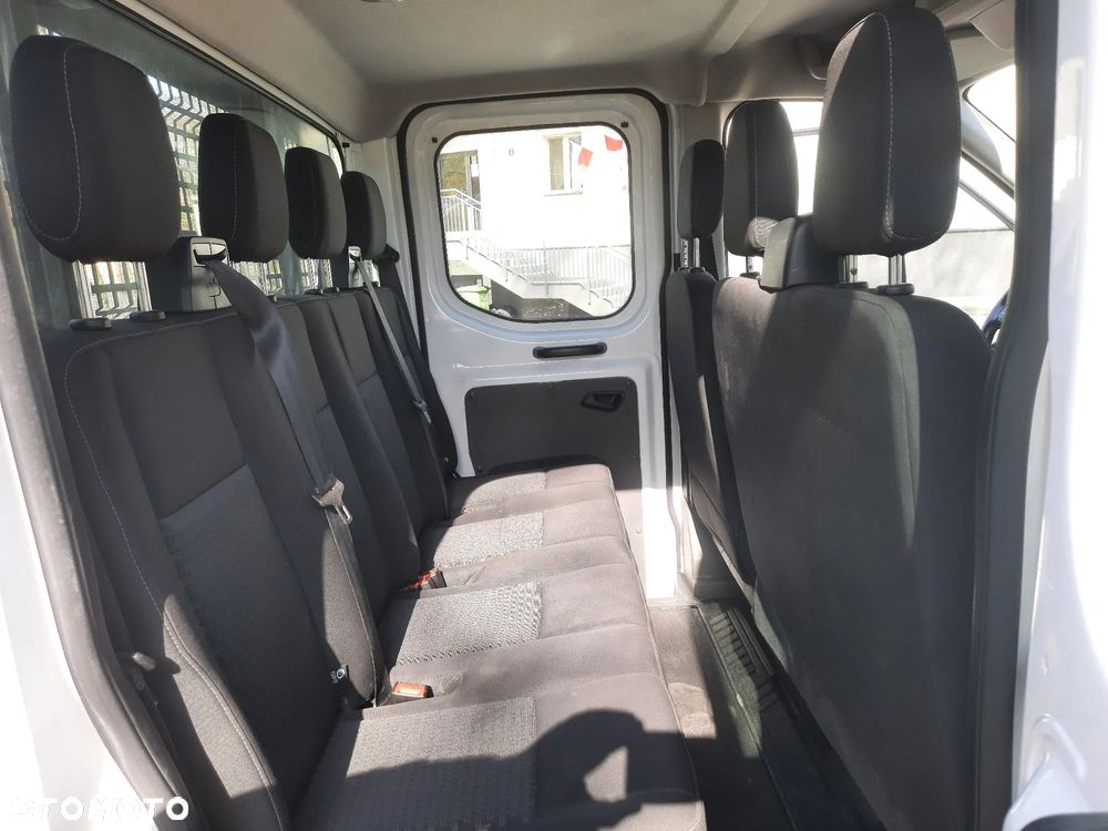 Ford TRANSIT DOKA 7osób - 17