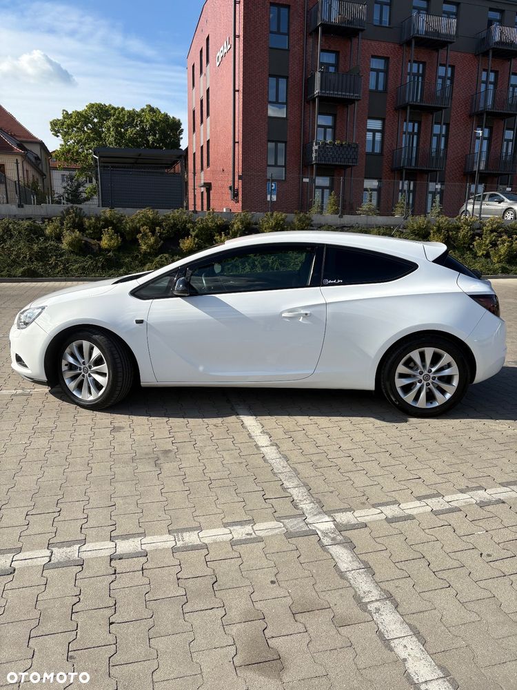 Opel Astra GTC 1.4 Turbo - 8