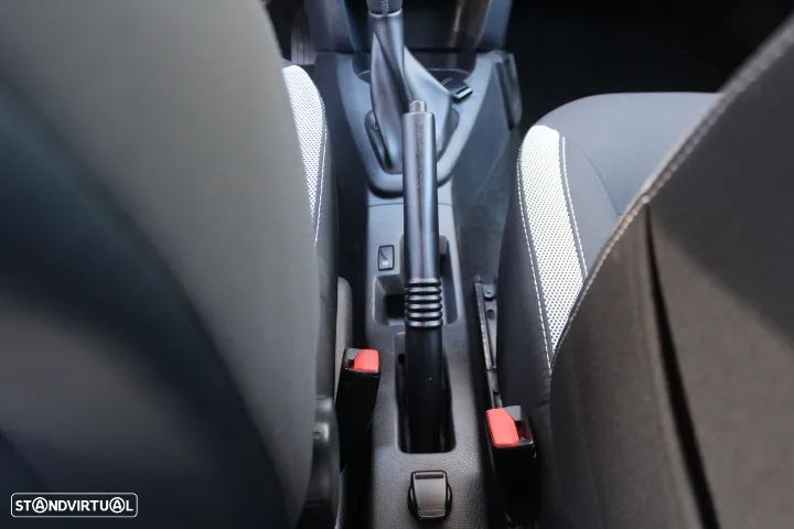 Dacia Sandero 0.9 TCe Stepway - 38
