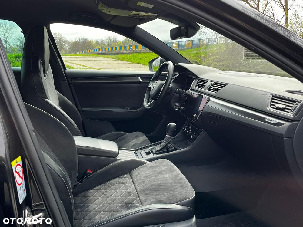 Skoda Superb 2.0 TDI SCR 4x4 Sportline DSG - 33