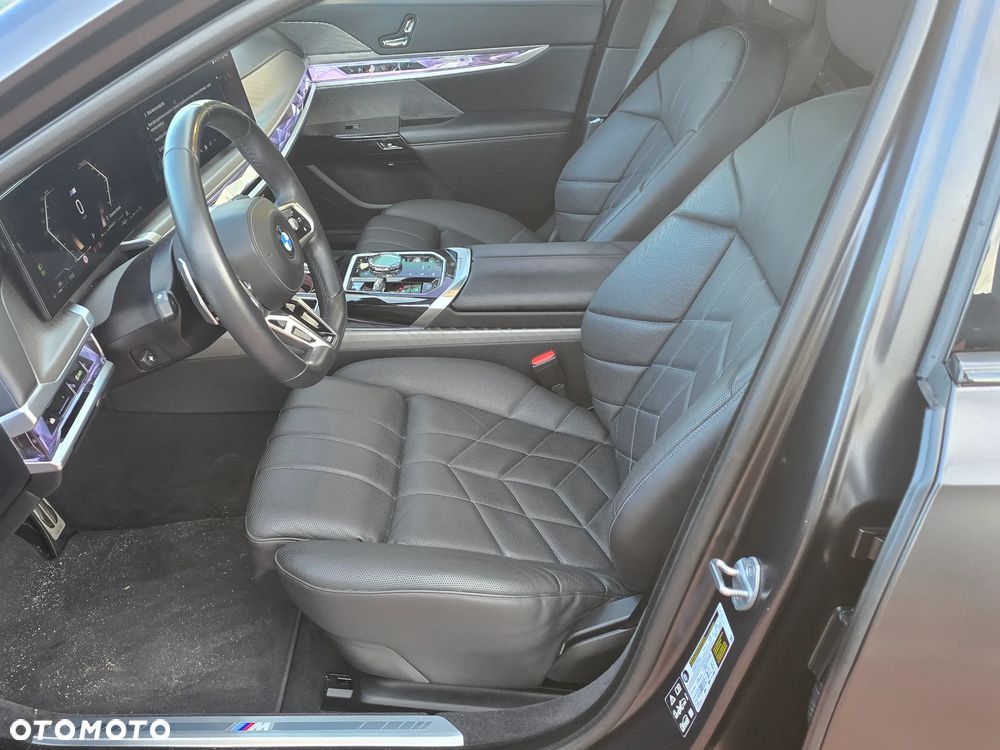 BMW Seria 7 750Li xDrive sport - 2