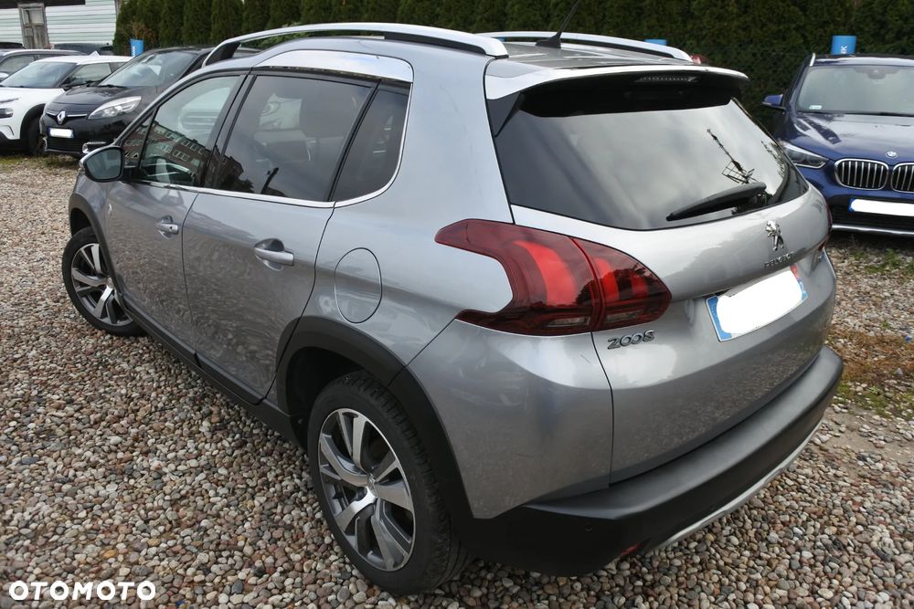 Peugeot 2008 PureTech 110 Stop&Start EAT6 Allure - 4