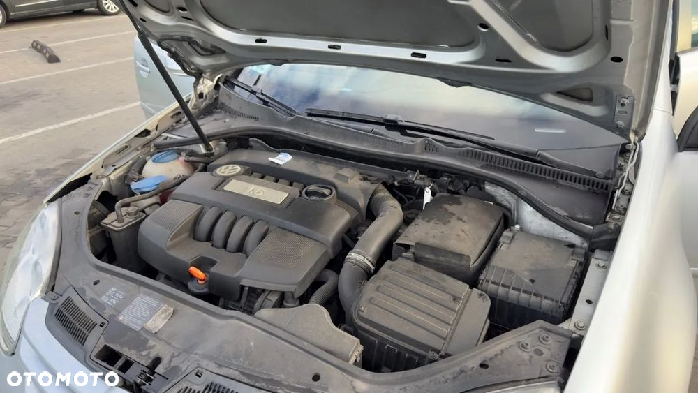 Volkswagen Golf 1.6 United - 14