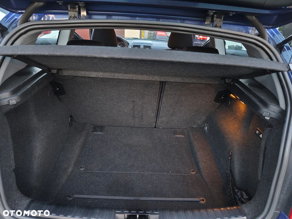 BMW Seria 1 - 25