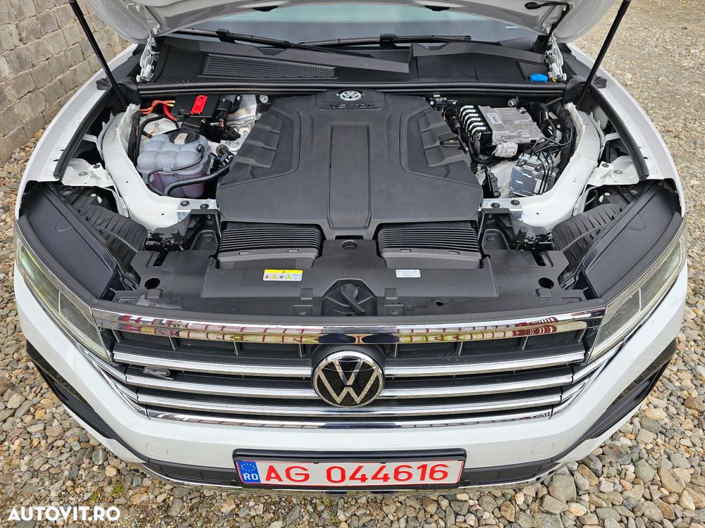 Volkswagen Touareg 3.0 V6 TDI SCR 4Motion Automatik R-Line - 18
