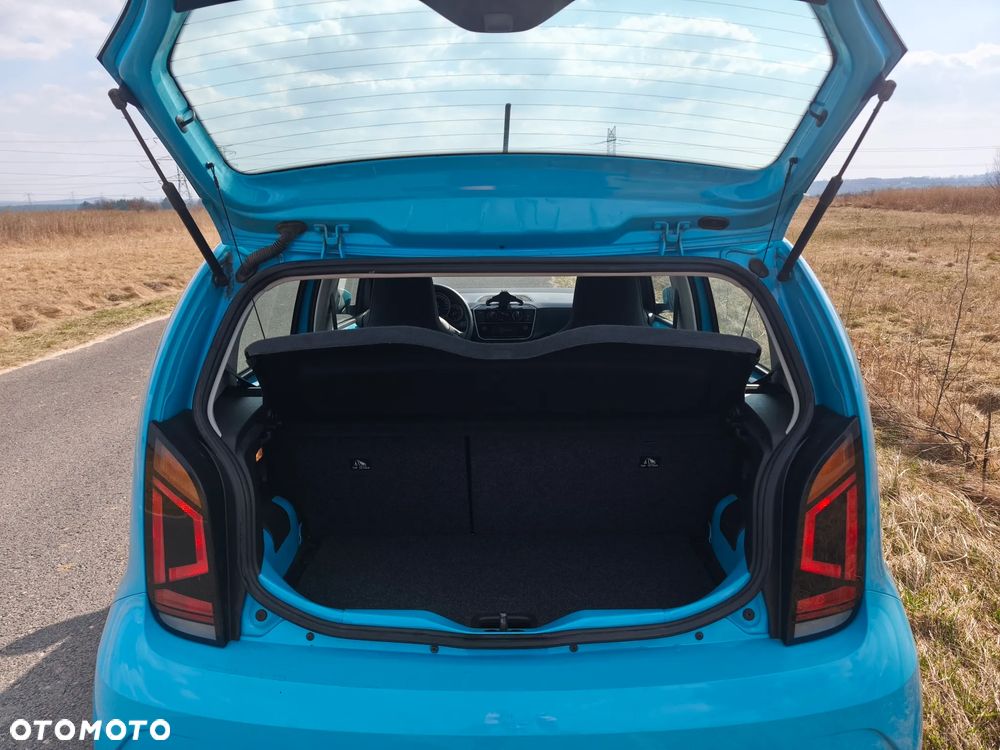 Volkswagen up! 1.0 move - 12