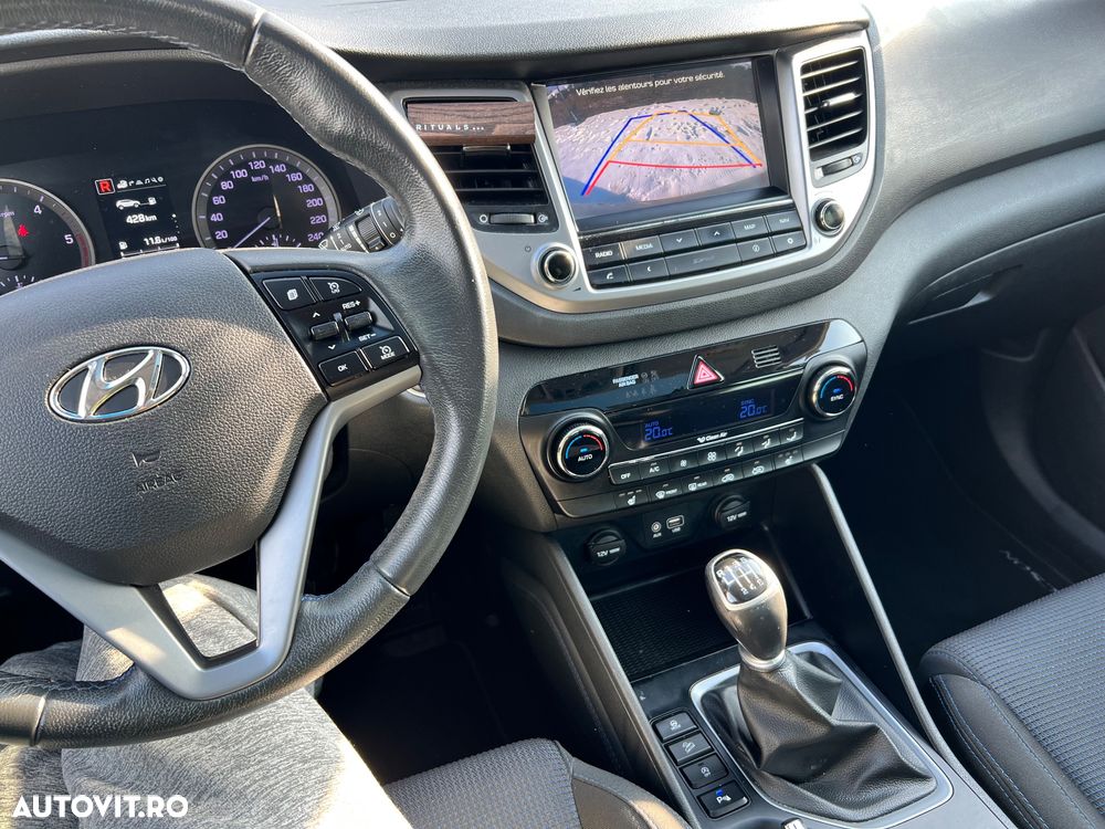 Hyundai Tucson blue 1.7 CRDi 2WD Advantage - 17