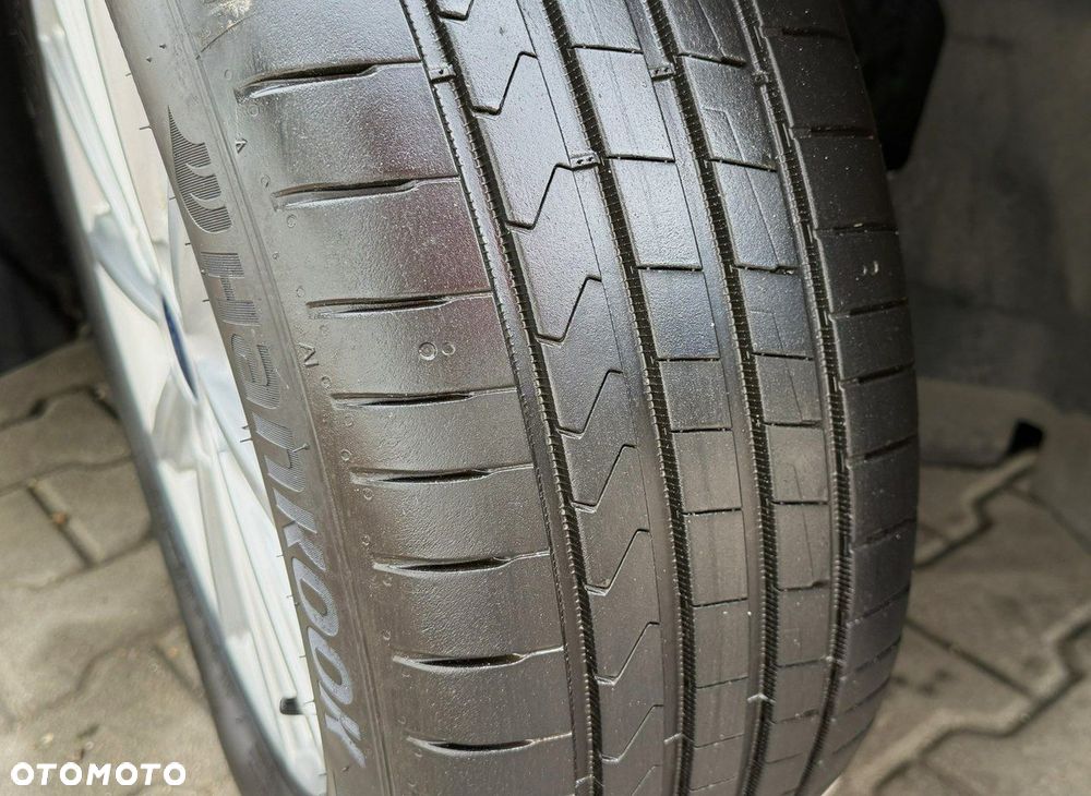 Ford Grand C-MAX Gr 1.5 TDCi Titanium ASS - 15