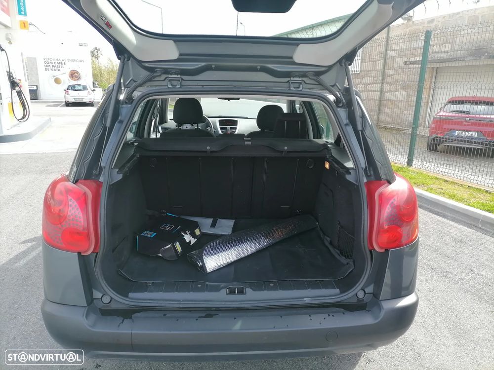 Peugeot 207 SW 1.4 Trendy - 7