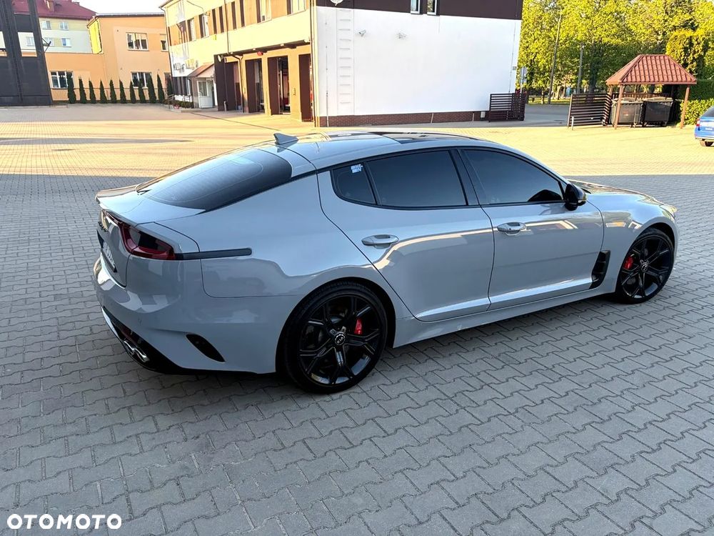 Kia Stinger 3.3 T-GDI AWD OPF GT - 4