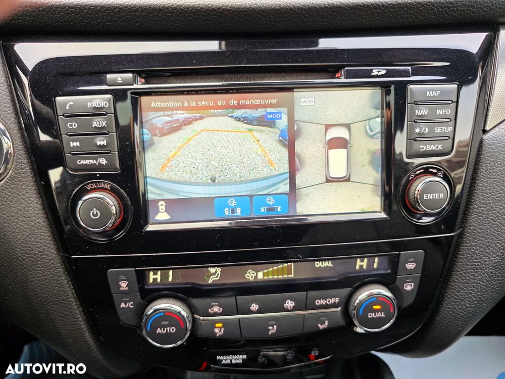 Nissan Qashqai 1.6 DCI TEKNA+ - 27