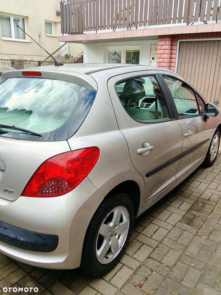 Peugeot 207 1.4 - 4