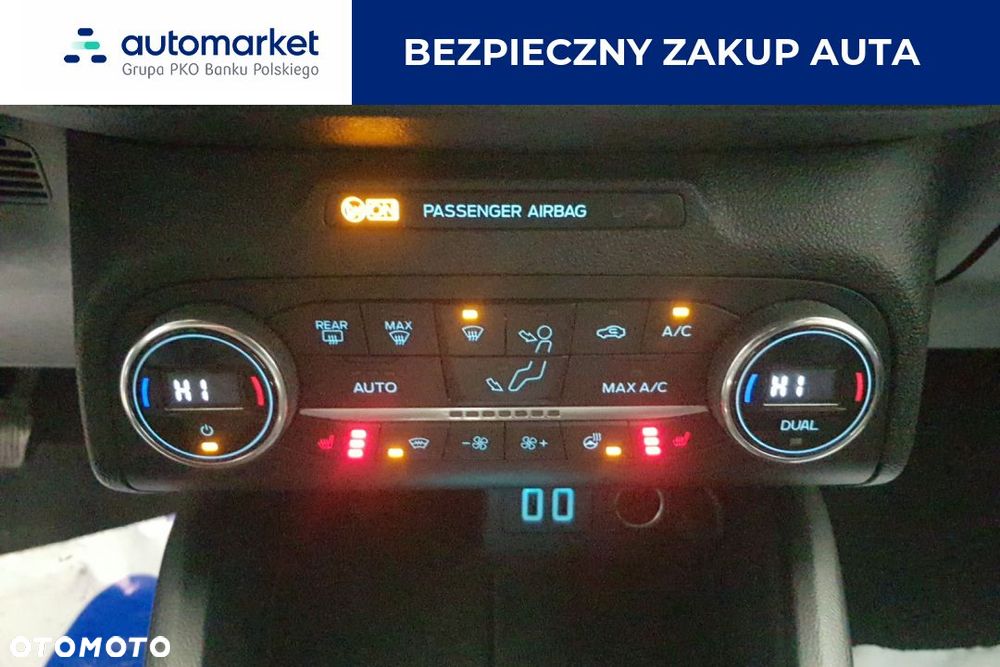 Ford Focus 1.0 EcoBoost mHEV ST-Line - 19