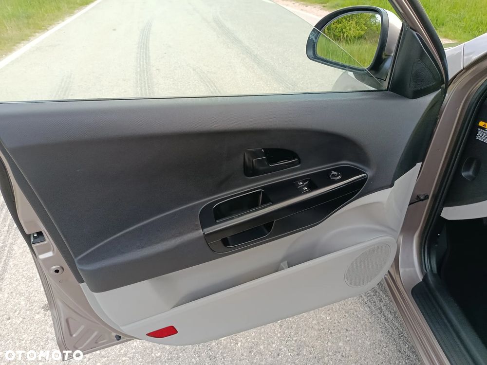 Kia Ceed 1.4 CVVT LX Basis - 24