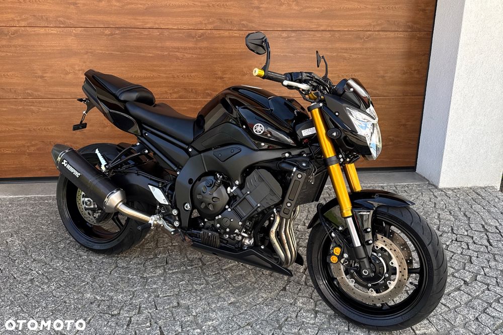 Yamaha FZ8 - 1