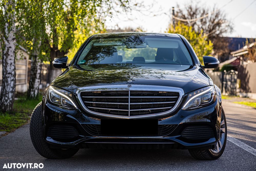 Mercedes-Benz C - 21