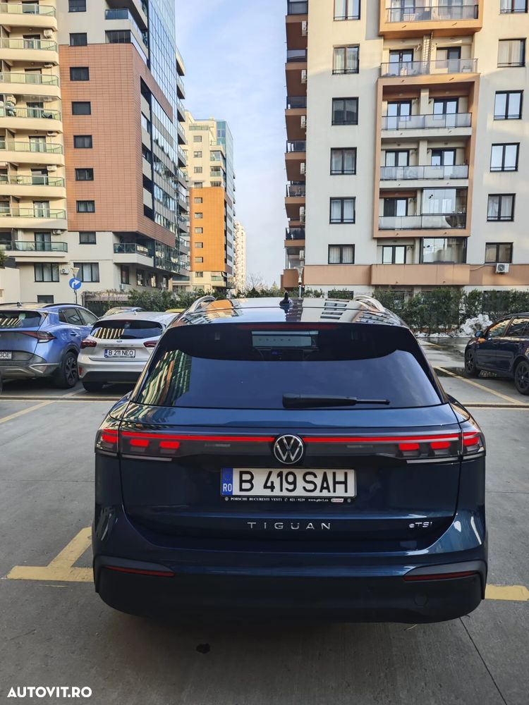 Volkswagen Tiguan - 5