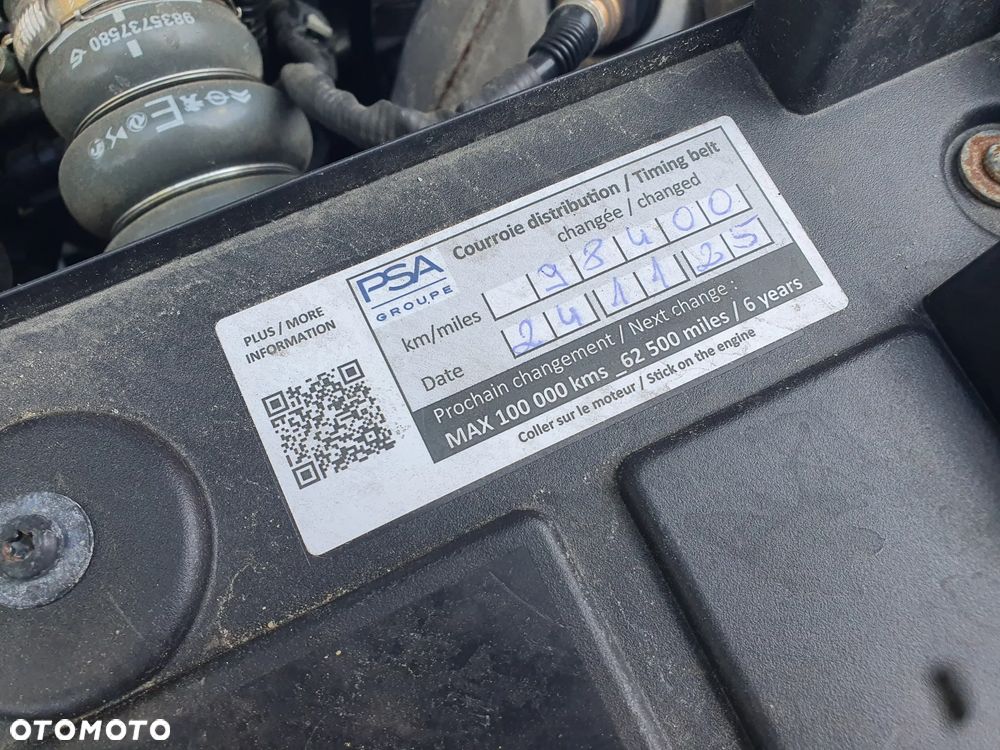 Citroën C4 PureTech 130 Stop&Start FEEL PACK - 24
