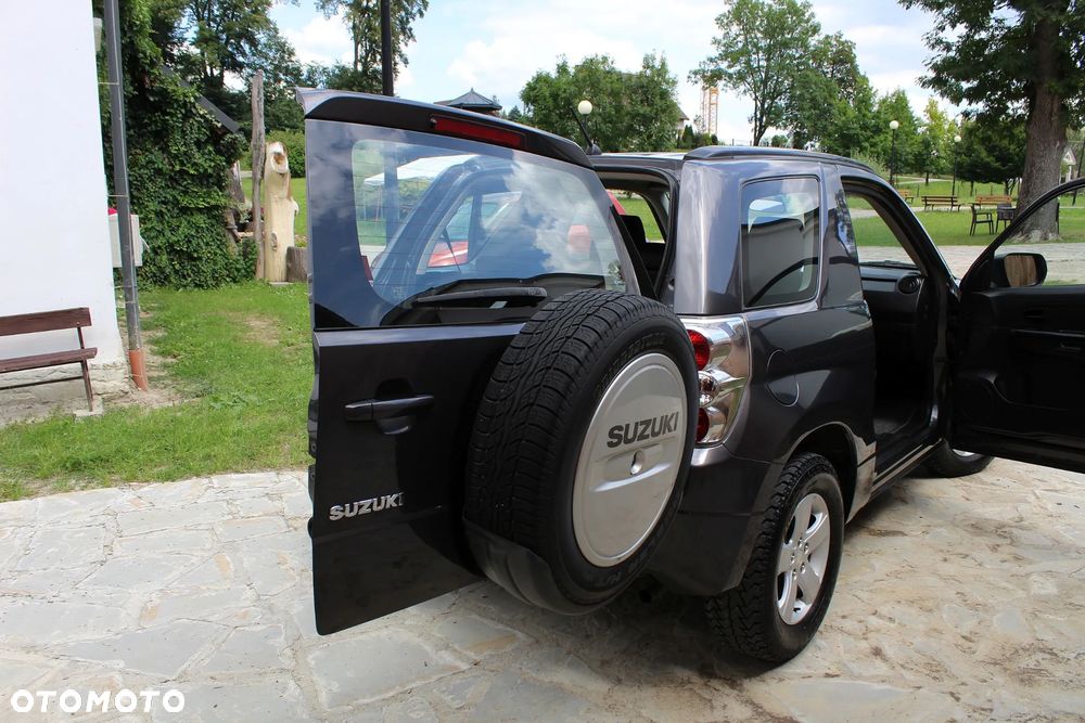 Suzuki Grand Vitara 1.6 De luxe - 20