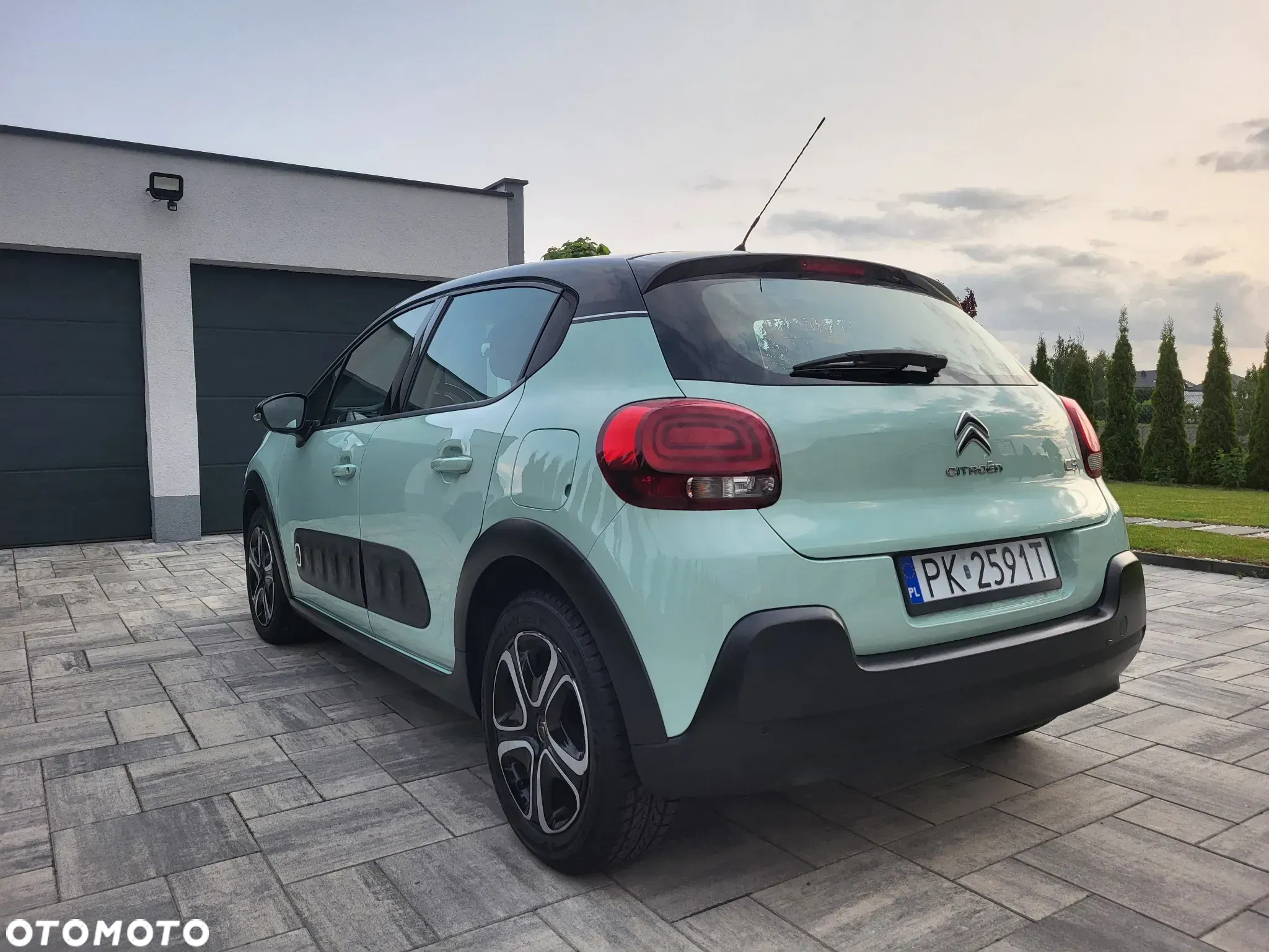 Citroën C3 1.2 PureTech Shine - 6