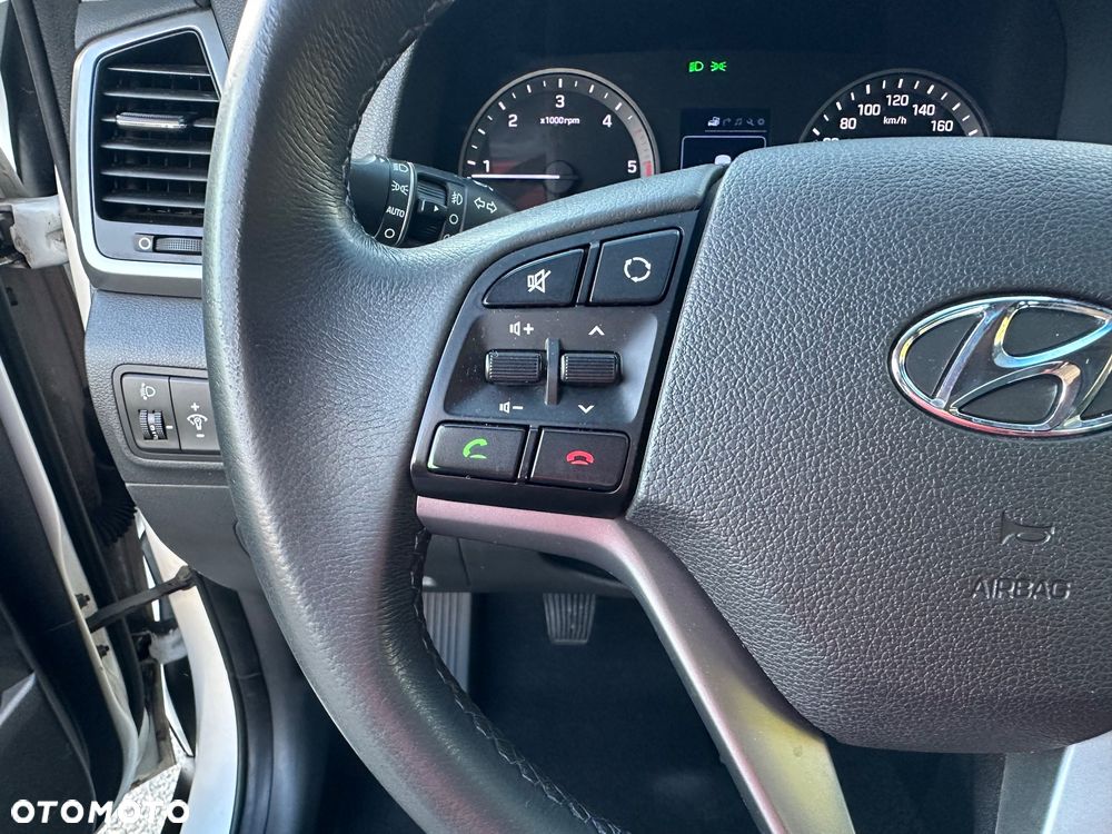 Hyundai Tucson blue 1.7 CRDi 2WD Passion - 23