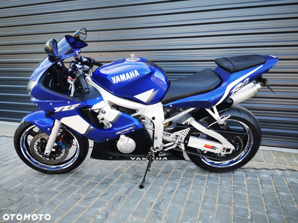 Yamaha R6 - 5