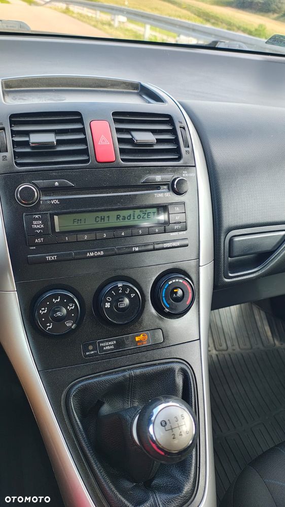 Toyota Auris 1.4 D-4D Luna - 23