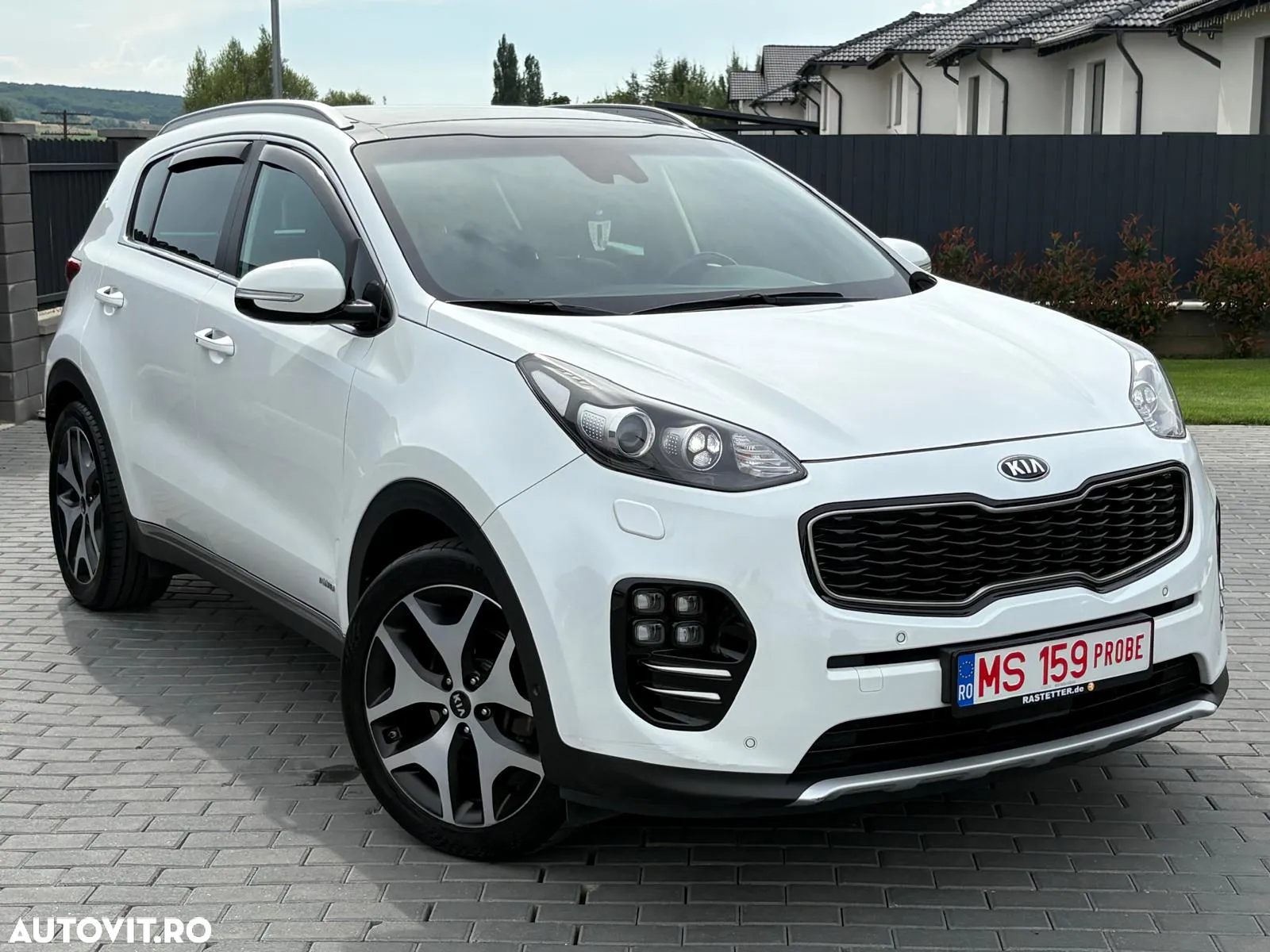 Kia Sportage 2,0 CRDI AWD Aut. GT Line - 2