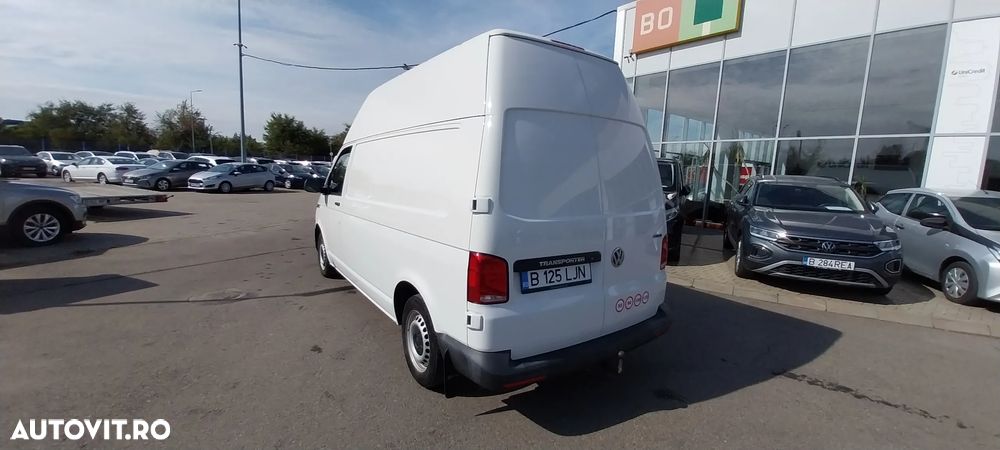 Volkswagen Transporter - 5