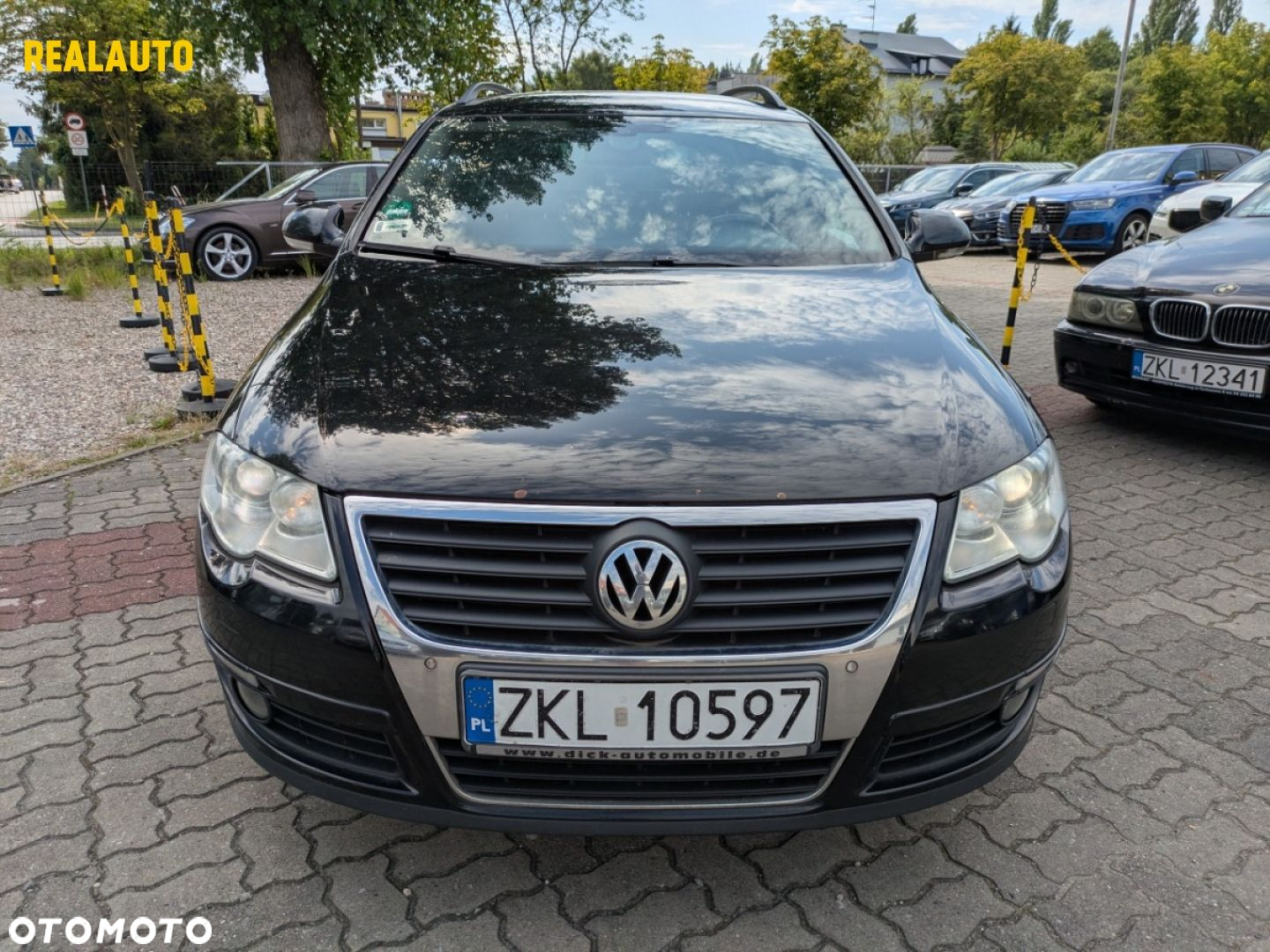 Volkswagen Passat - 12