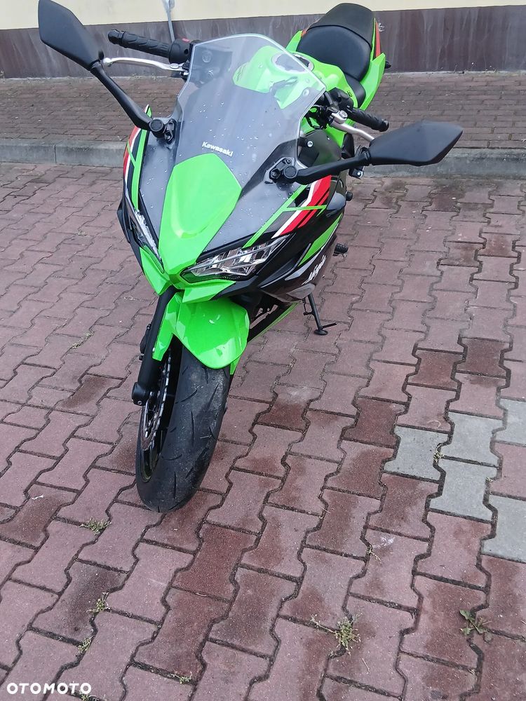 Kawasaki Ninja - 2