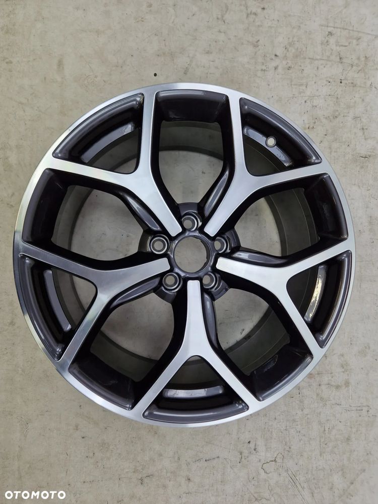 Felga felgi Alfa Romeo Giulia NOWE OE 8Jx19H2 9Jx19H2 ET33 ET34 - 19