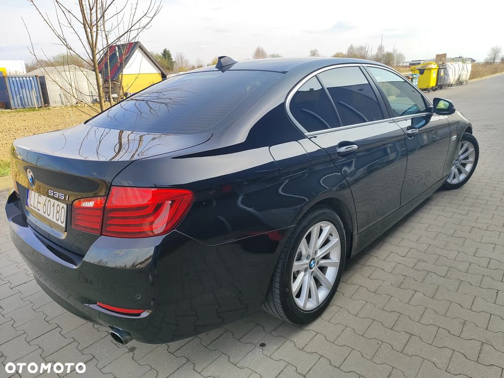 BMW Seria 5 535i - 34