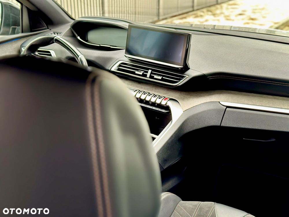 Peugeot 3008 1.5 BlueHDi GT Pack S&S EAT8 - 36