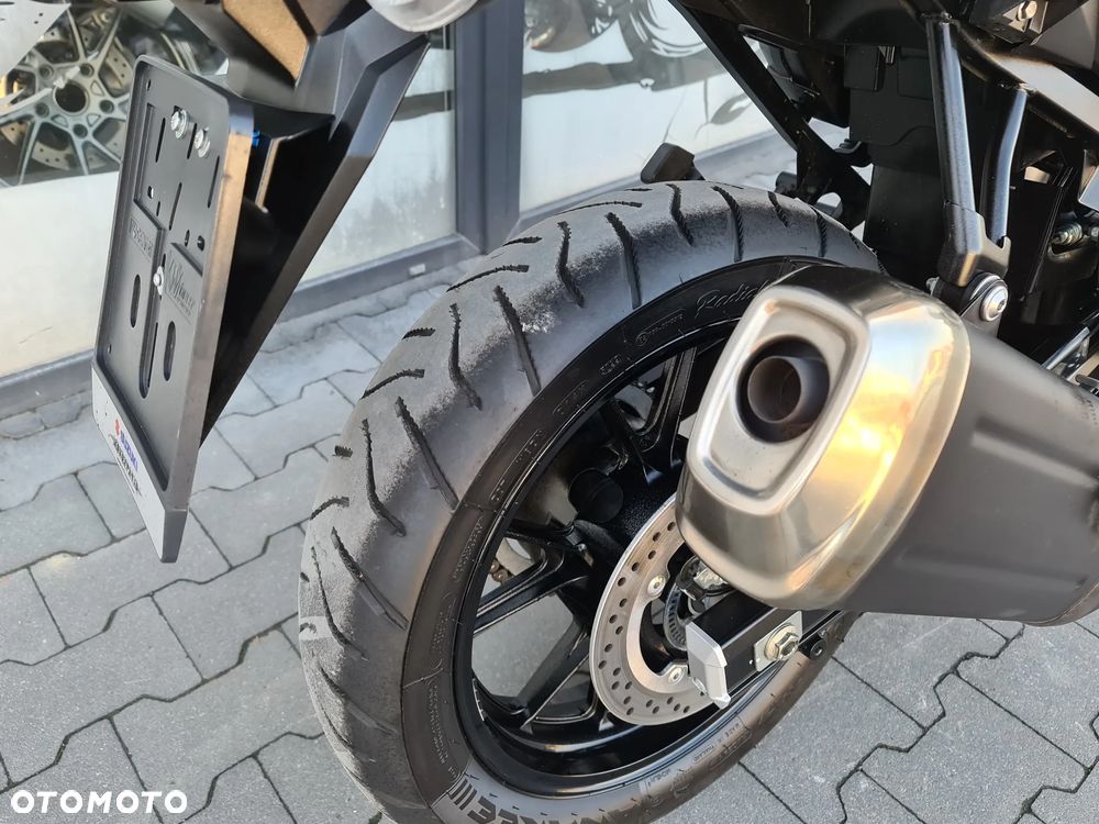 Suzuki V-STROM - 7