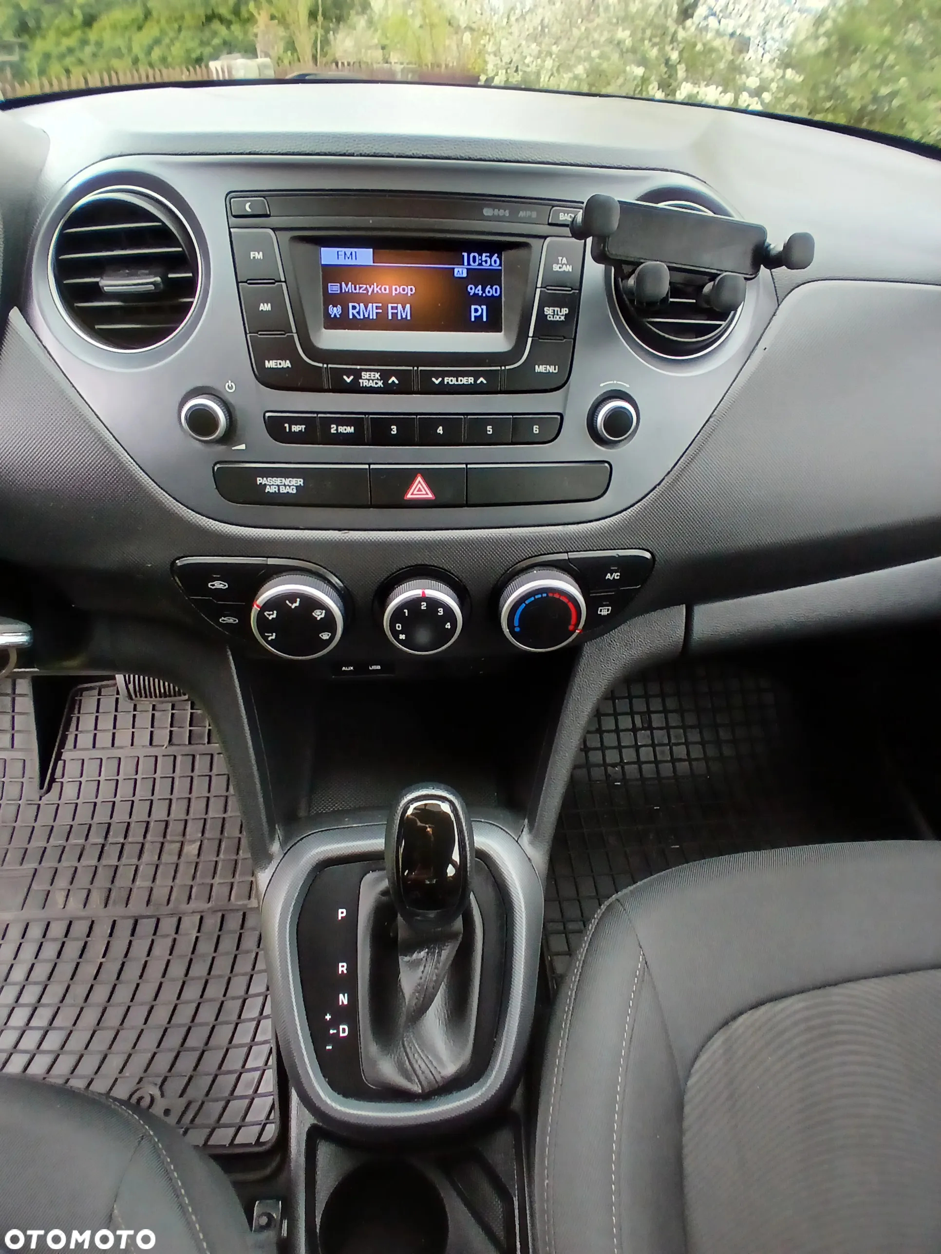 Hyundai i10 - 10