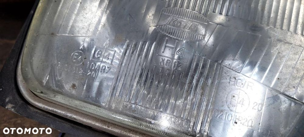 lampa prawa przód mazda 323f - 3