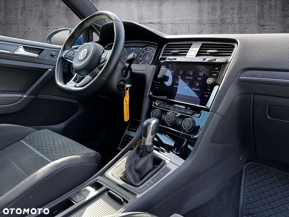 Volkswagen Golf GTD 2.0 TDI SCR DSG - 12